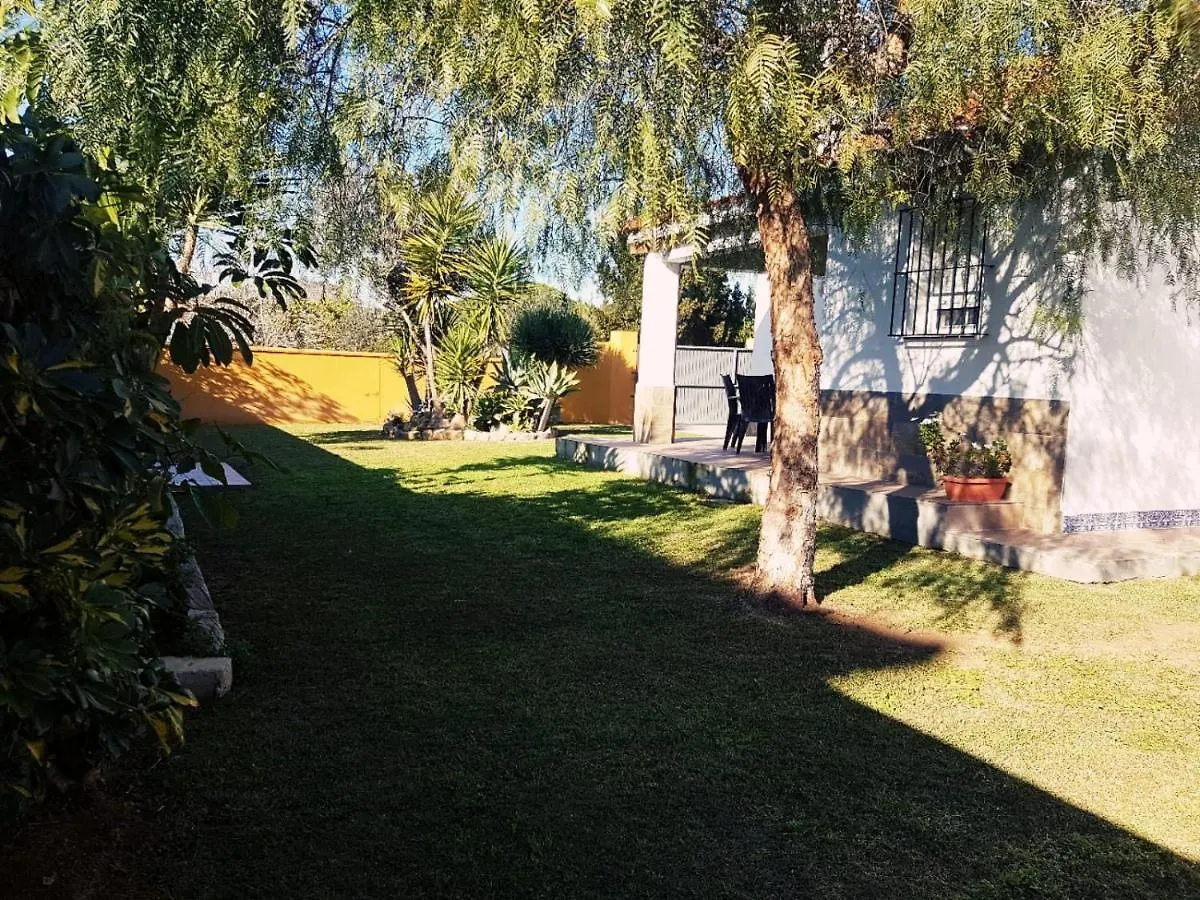 Holiday home Chalet La Huerta 2 Amplios Jardines Barbacoa Y Wifi Conil De La Frontera
