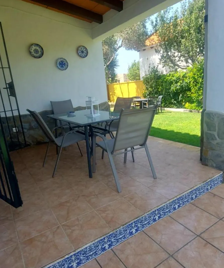 Chalet La Huerta 2 Amplios Jardines Barbacoa Y Wifi Conil De La Frontera