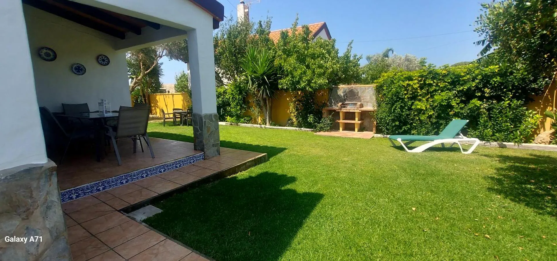 Chalet La Huerta 2 Amplios Jardines Barbacoa Y Wifi Conil De La Frontera 0*,  Spain